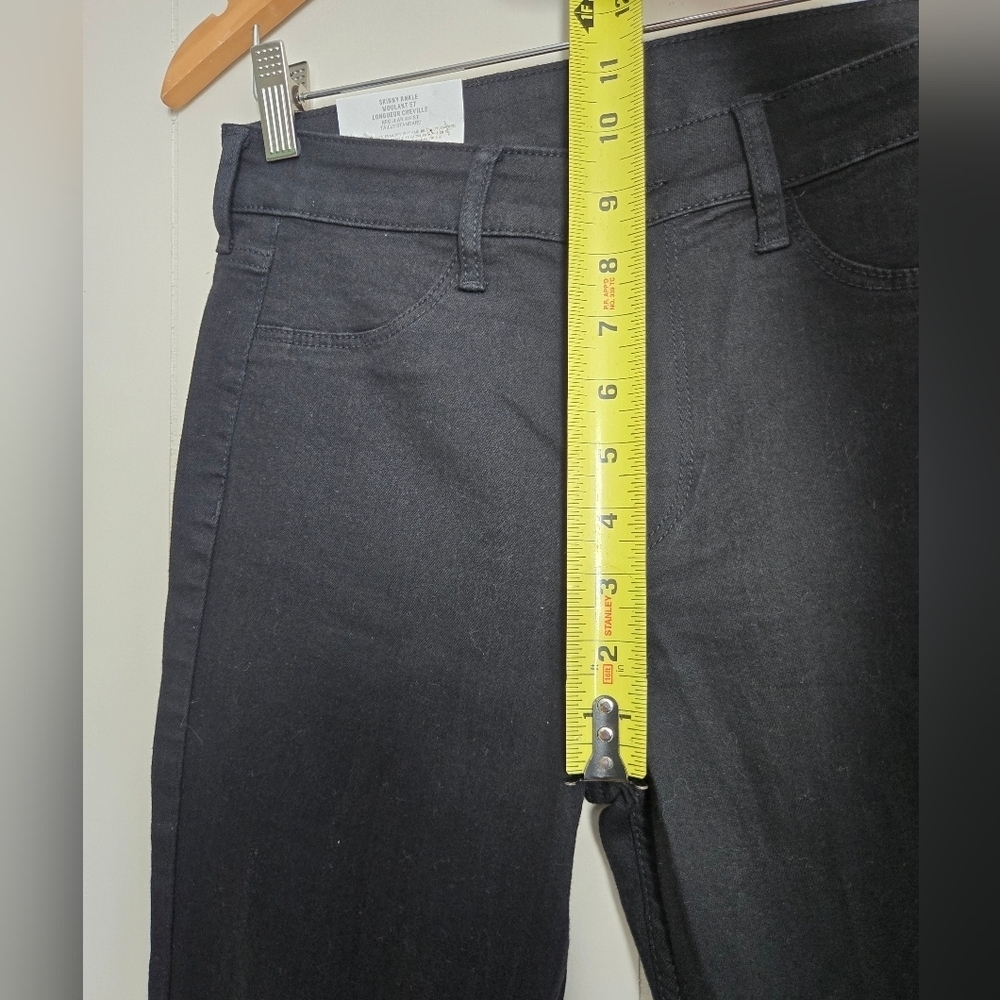 NWT H&M Black Skinny Ankle Jeans -Size 27 - Picture 4 of 8